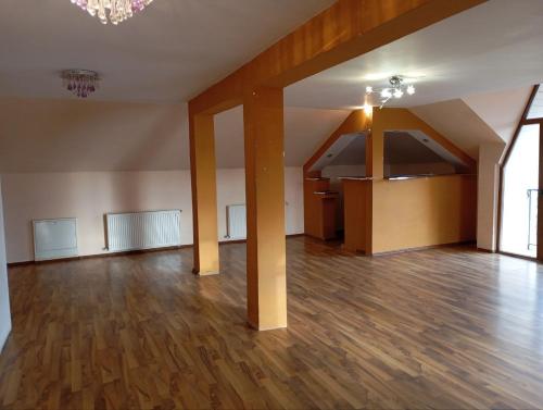 Central Rooms Craiova in คราอิโอวา