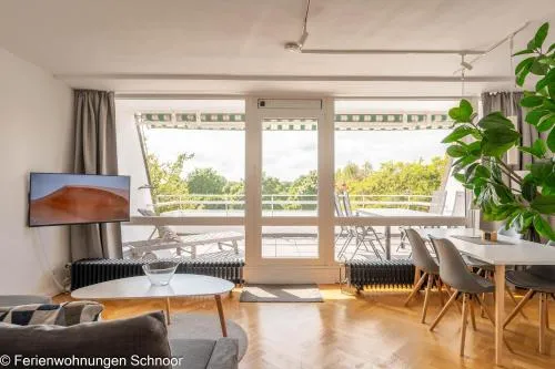 Sonnenkoje in Strande, Deutschland