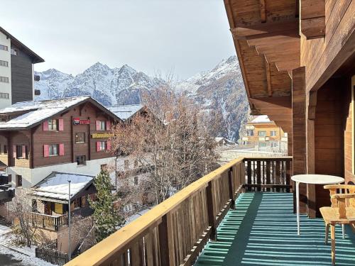 Easy Central Stay with Parking in Grächen, Schweiz