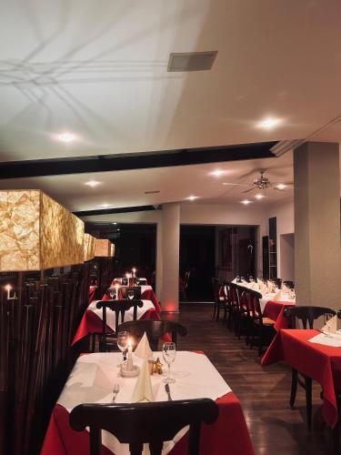 Hotel-Restaurant Bürgerstuben (Hotel-Restaurant Burgerstuben) in 萊巴赫
