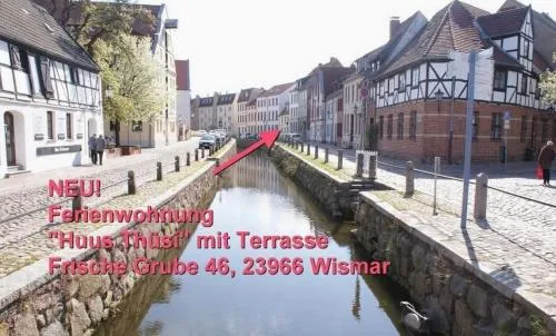 Huus Thüsi - ABC264 in Wismar, Deutschland