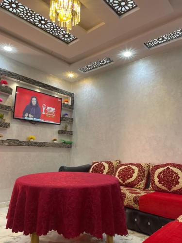 Small beautiful villa in 애 메룰