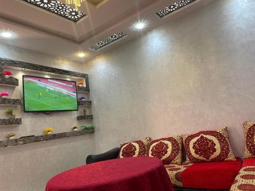 Small beautiful villa in 애 메룰