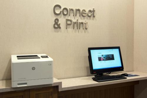 Fairfield Inn & Suites by Marriott Nashville Airport, Nashville