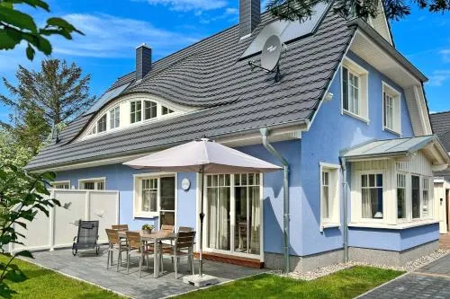 Zeeskahn in Zingst, Deutschland