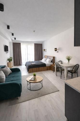 Triple Room with Mountain View