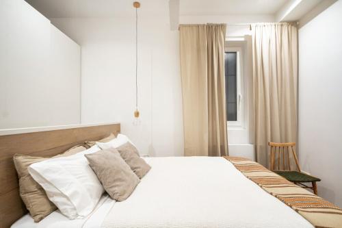 The Velarde Business Suite Super Luxury 2BR Apartment Optimized for Remote Work Alquiler temporal - image 10