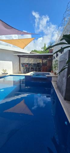 泳池, Moderna Casa con acceso a piscina con jacuzzi y generador electrico automatico in 巴里奧司港