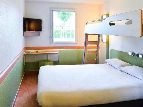 1 double bed