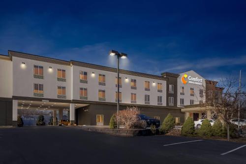 Comfort Inn & Suites Plainville-Foxboro in Plainville, USA