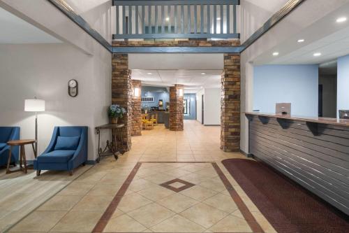 SureStay Plus Hotel by Best Western Coffeyville - image 9