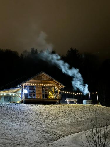 Valley House Cabana cu priveliste de vis – khách sạn tại Vama Buzaului