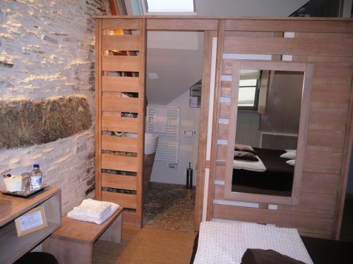 1 double bed