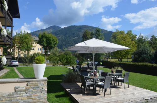  Dahoam by Sarina - Rooms & Suites, Zell am See bei Viehhofen