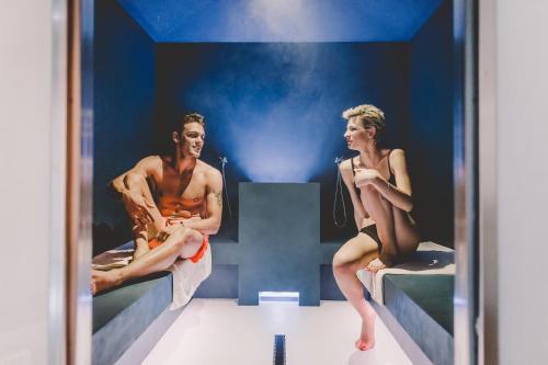 Suite 10 Home Design & Spa - image 10