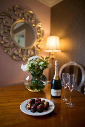 West Cork Hotel - image 2