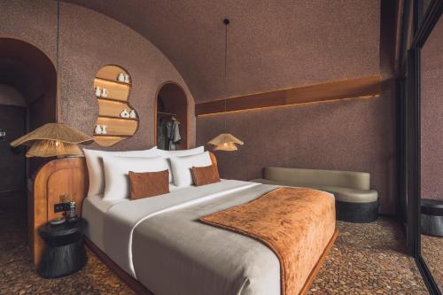 1 queen bed