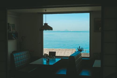 海に恋する泊まれる喫茶店 ポパイ