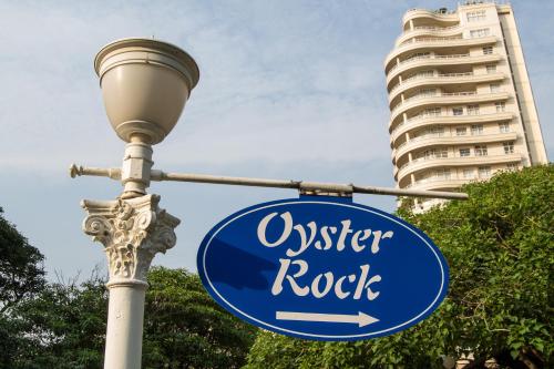 702 Oyster Rock - by Stay in Umhlanga