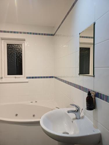 浴室, Cosy Holiday Home Acharacle Sleeps 6 in 阿哈勒豪