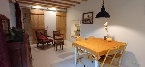 L'Ancienne Taverne Chambres d'hôtes et Gîtes (L'Ancienne Taverne Chambres d'hotes et Gites) in 蘇斯皮耶爾