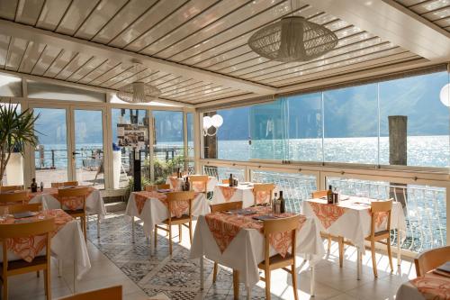 Restaurant, Hotel Le Palme in Limone sul Garda