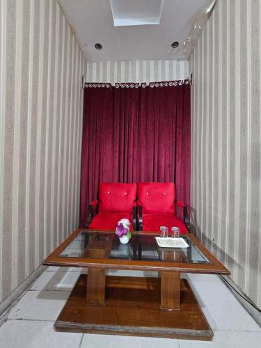 Hotel The Tulip in Lahore