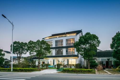 Jingshan Lake Boutique Homestay – khách sạn tại Hồ Tai