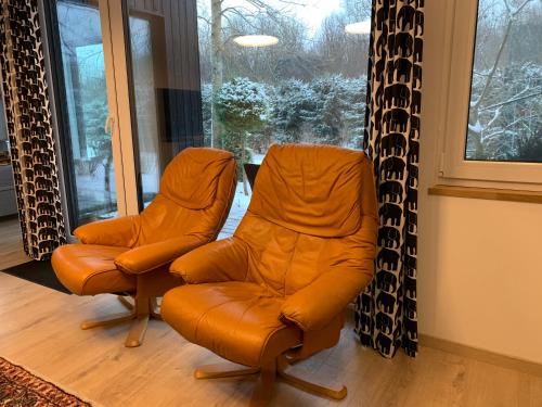 Small cozy 3-room house with terrace & large garden in Turisalu