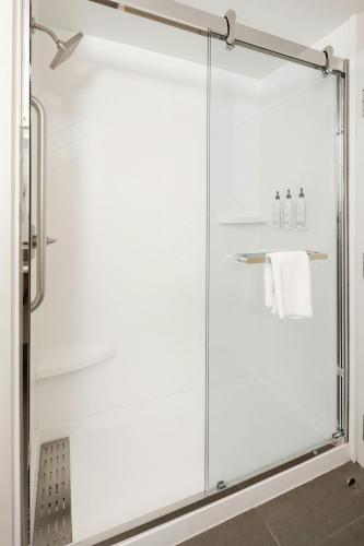 Fairfield Inn and Suites by Marriott Muskegon Norton Shores - image 20