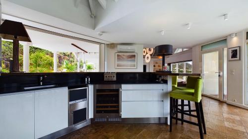 Bar/lounge, Sunset crest in Gustavia
