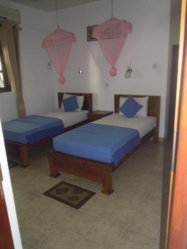 Devi Tourist Home