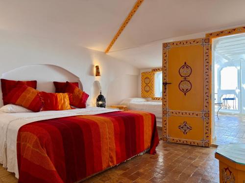 Hotel Al Alba Hammam & Restaurant in 아실라