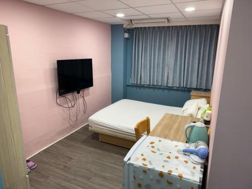 room detail thumbnail 1