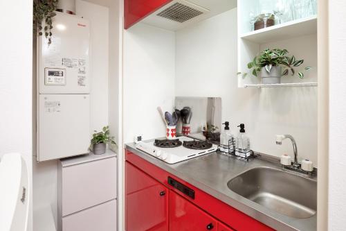 3-min walk to bus stop, direct to Shibuya Shinjuku