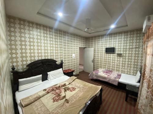 Lux Lodges Guest House – khách sạn tại Markaz