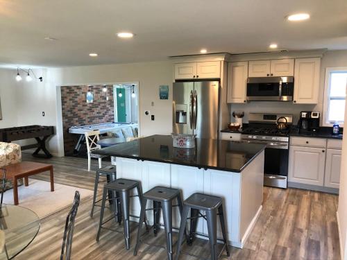 Pet-Friendly Beach House with Game Room in North Cape May (NJ)