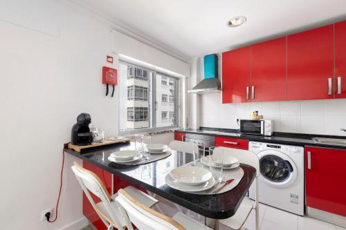 AGUALVA HAPPY APARTMENT in กาเซม