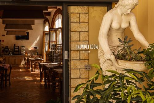 Hostel Archi Rossi – Florence, IA