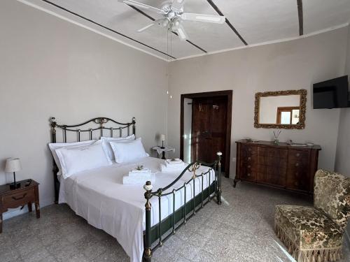 Tenuta degli Ulivi - Dimora Contadina in Монтекорвіно-Ровелла