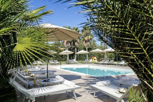ClickSardegna Villa Paradiso with swimming pool large garden and tennis court
