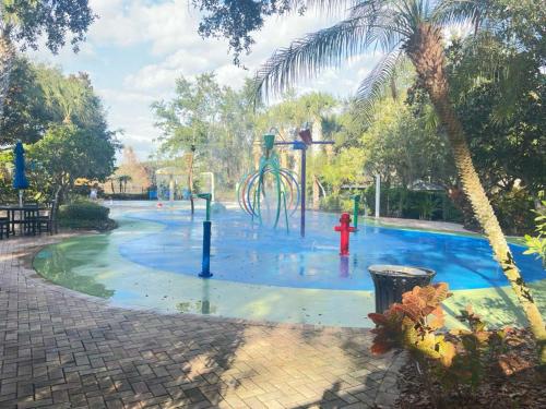 Water park, Bahama Bay Resort- Near Disney-pools & Beach for 6 in Davenport