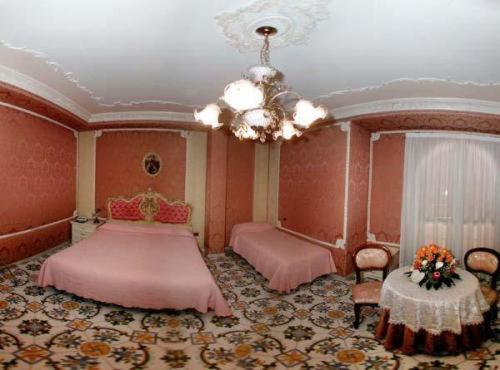 Grand Hotel La Sonrisa – Sant'Antonio Abate, CO