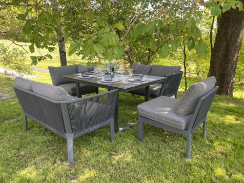 PuraVida- Ferienhaus im Grünen bei Freistadt Großer Garten & Hunde willkommen (PuraVida- Ferienhaus im Grunen bei Freistadt Großer Garten & Hunde willkommen) in 弗賴施塔特