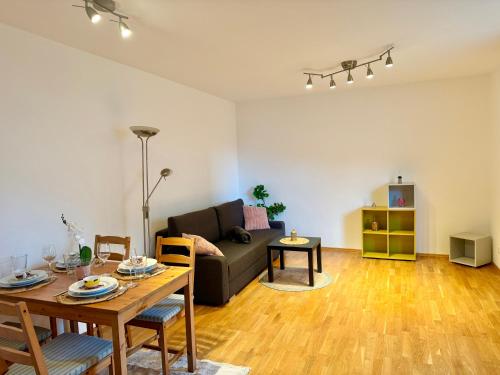 Happy Home near Airport - Free Parking in Schwechat, Österreich
