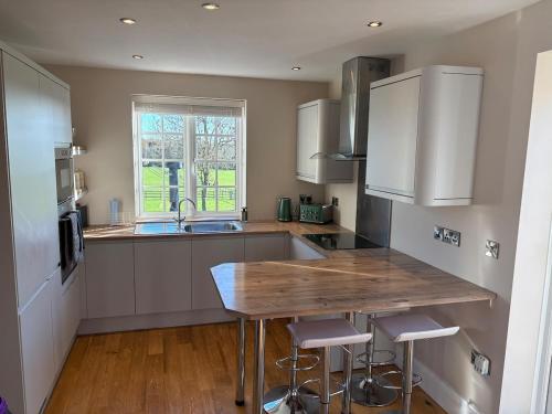 Annexe at The Chalet - A one bedroom annexe with gorgeous countryside views in Wootton Wawen