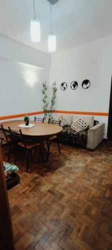 3 bedroom apartment for 4 people 50 meters from the beach center