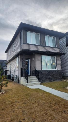 Northside Dream Home – khách sạn tại Phố McConachie