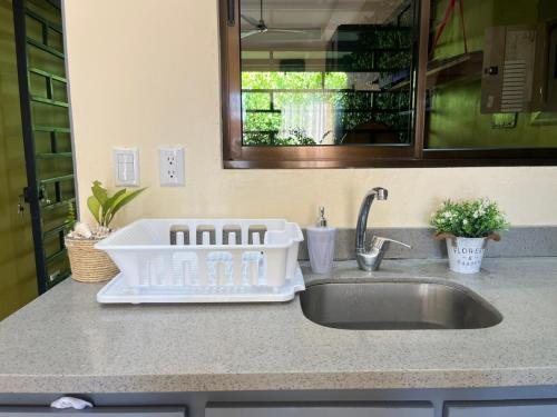 House equipped with a Jacuzzi in Quepos in Barrio Inmaculada