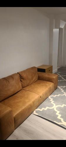 small modern 2 bedrooms in LaSalle